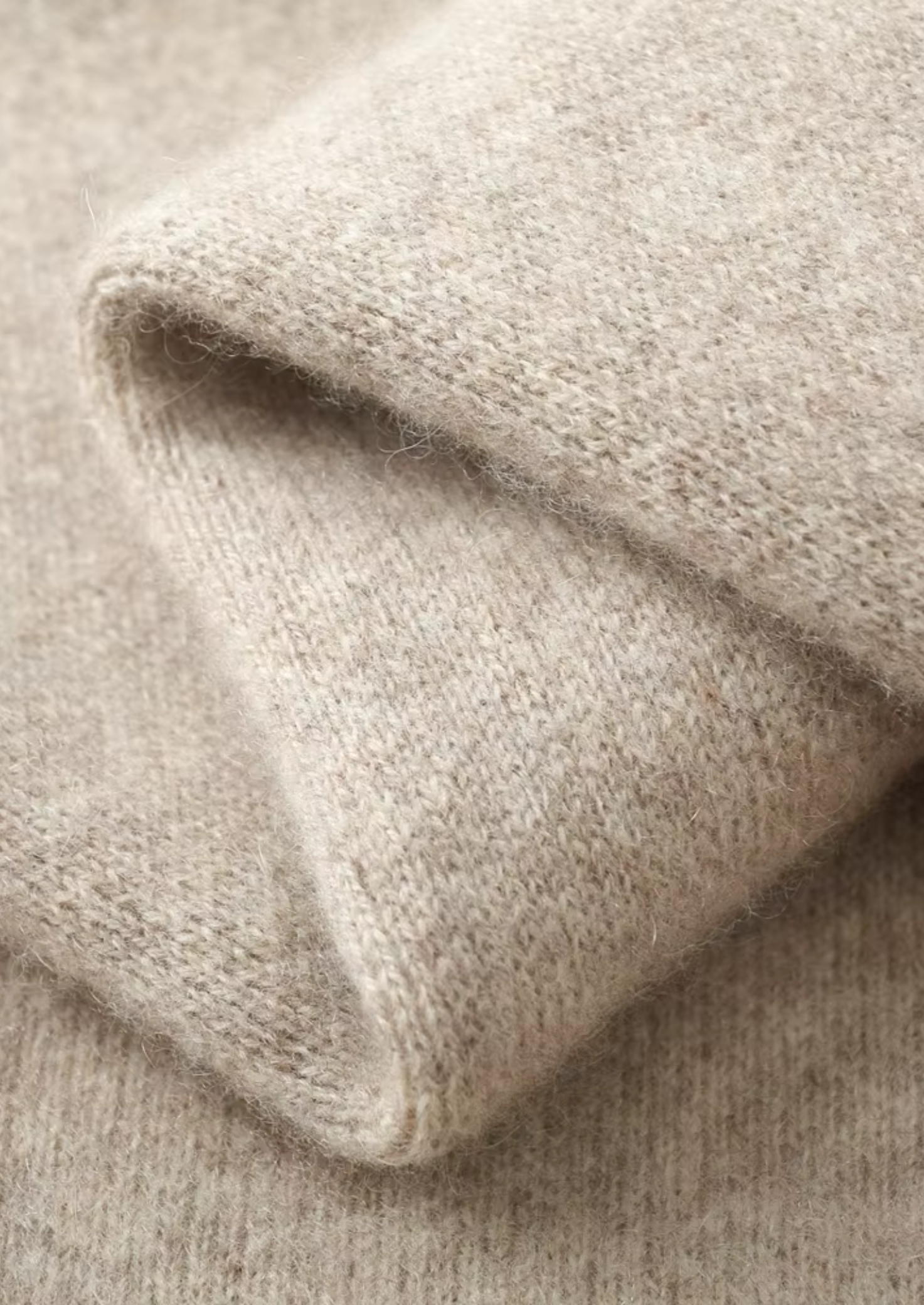 CARDIGAN EN LAINE LYON À COL EN V