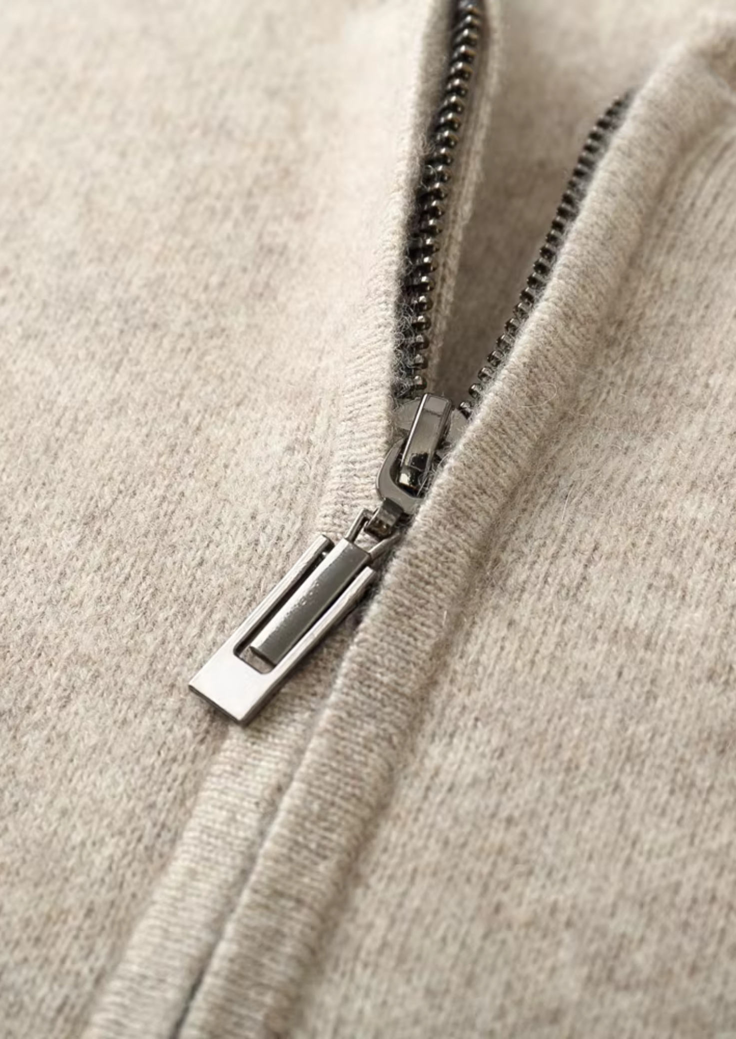 CARDIGAN EN LAINE LYON À COL EN V