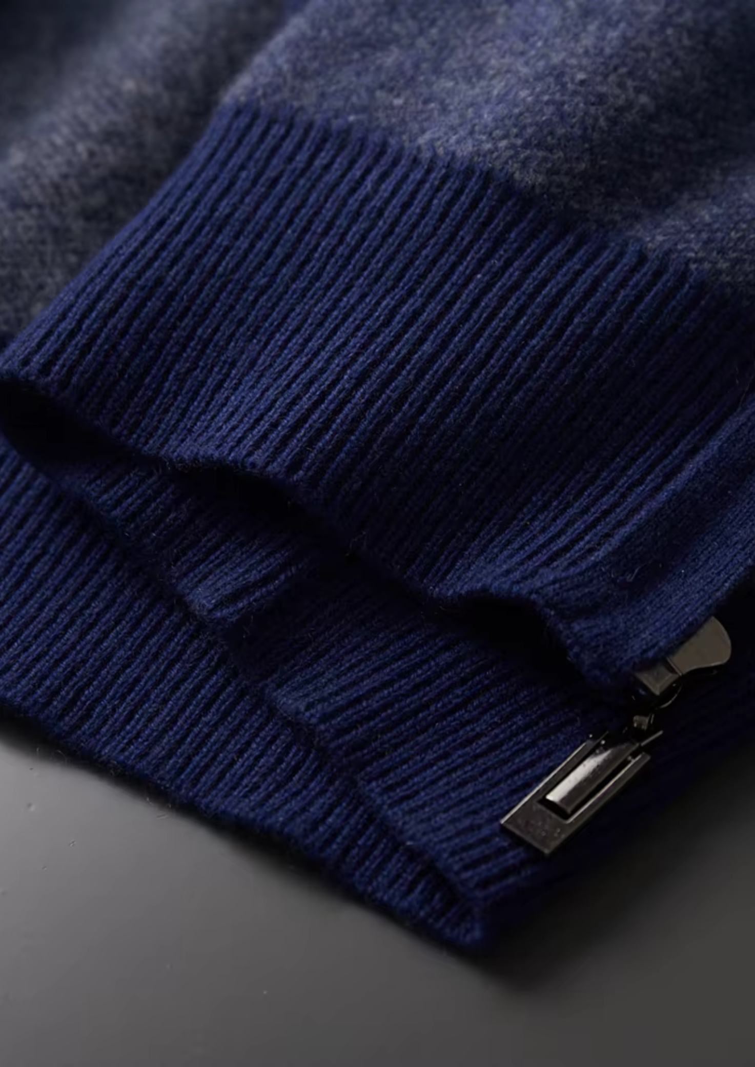 SURVÊTEMENT DE LOISIR 100 % CACHEMIRE